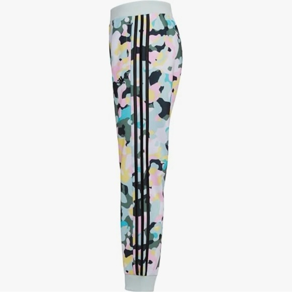 ADIDAS Girls Camo Print Joggers size 10/12 medium - Picture 2 of 12